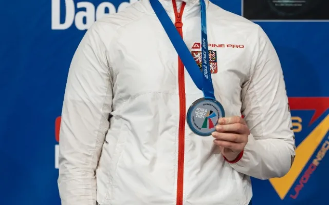 Úspěch pro Českou republiku. Karatistka Amálie Haková se stala vicemistryní světa