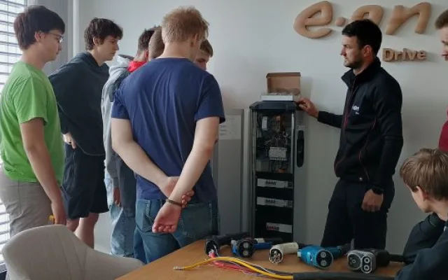 SPŠ SE představuje obor elektromobilita pro nové generace odborníků