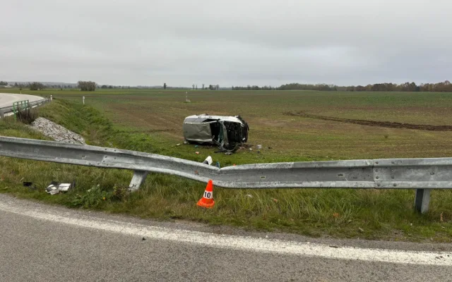 Děsivě vypadající dopravní nehoda se obešla bez vyprošťování i vážnějších zranění