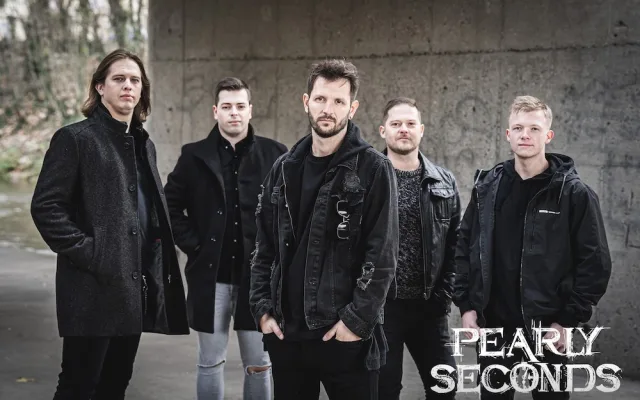 Jedinečný rockový festival Dead End hlásí již svůj 13. ročník. Přímo v centru Budějovic se představí na dvě desítky kapel