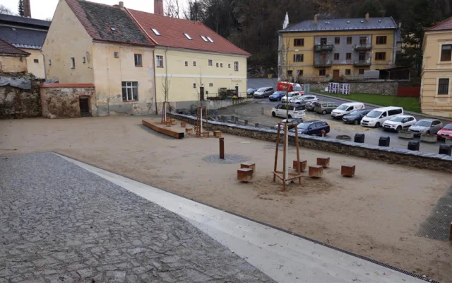 Opravy Pivovarských teras ve Vimperku jsou hotové, otevřou je ale až na jaře