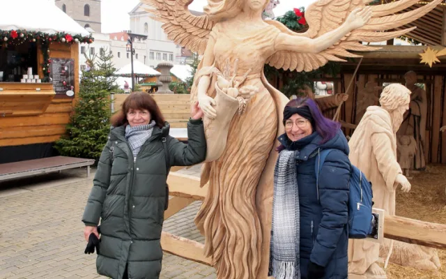 Dotkněte se Anděla: Českobudějovický advent odhalil sochu anděla hojnosti Ludmilu