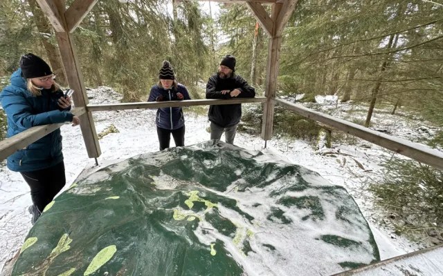 Plastický model území Šumavy, který sledovala obsluha hlásky