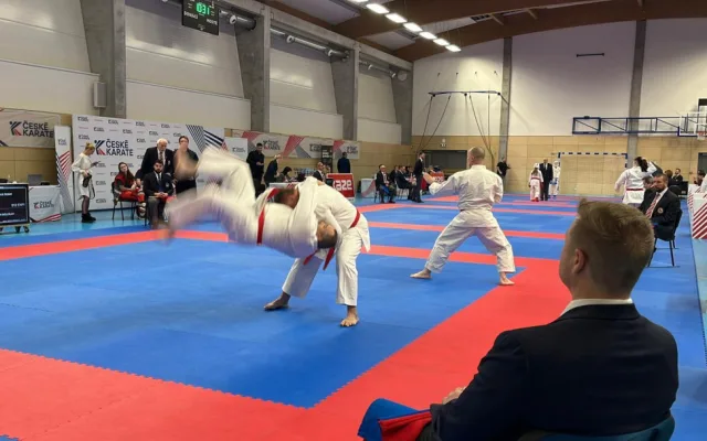 Jihočeští policisté slaví mistrovský titul v karate