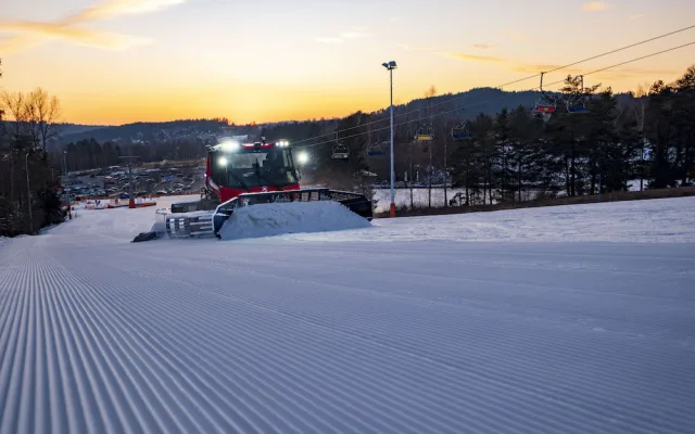 Rodinný areál Lipno jako první v České republice pořídil rolbu s unikátní technologií SNOWsat LiDAR