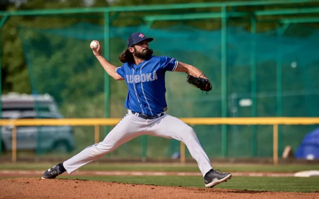 Elitní baseballoví nadhazovači míří pod hlubocký zámek