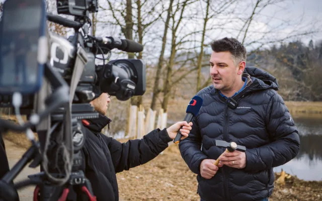 Hluboká spojuje břehy: Nová lávka přes Vltavu slibuje pohodlí pro pěší i cyklisty