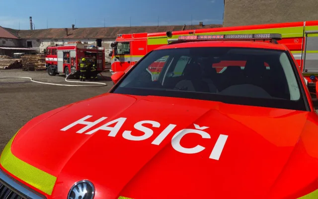 Ani v roce 2024 se počty zásahů jihočeských hasičů nesnížily