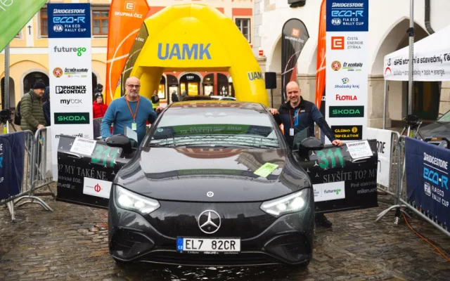Jak se jezdí v elektrickém Mercedesu? Alexandr testoval EQE