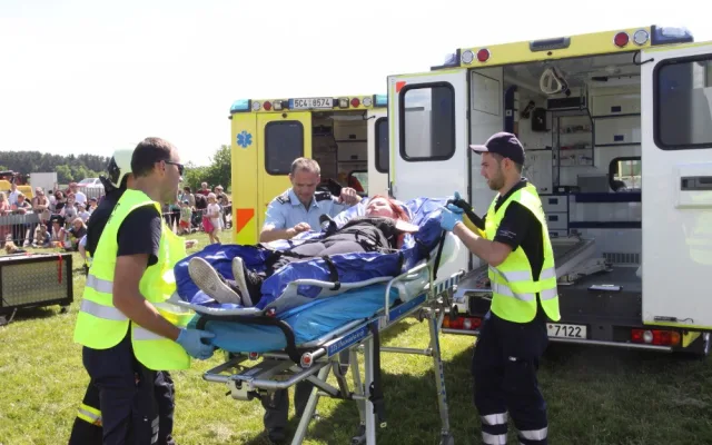 Složky IZS oslaví 80 let od konce války ukázkami techniky a záchranných akcí