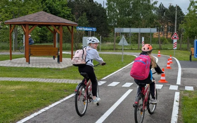 Na novém hřišti si děti procvičí silniční pravidla, otevřené bude každý den