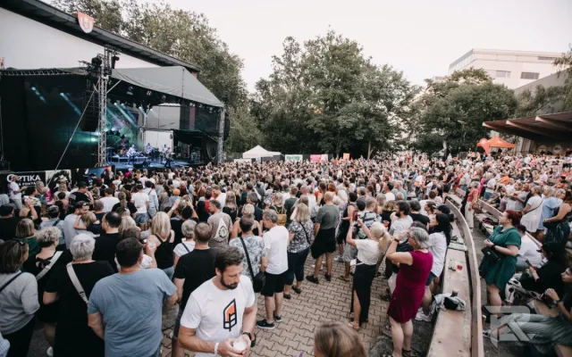 Týden v letňáku přiveze nejen D.Y.K., Jelen, Rybičky 48 i rapovou nálož s ONYX