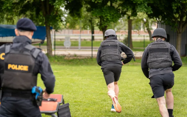 Zájemce o práci u policie čeká příští středu v Lišově nevšední zážitek