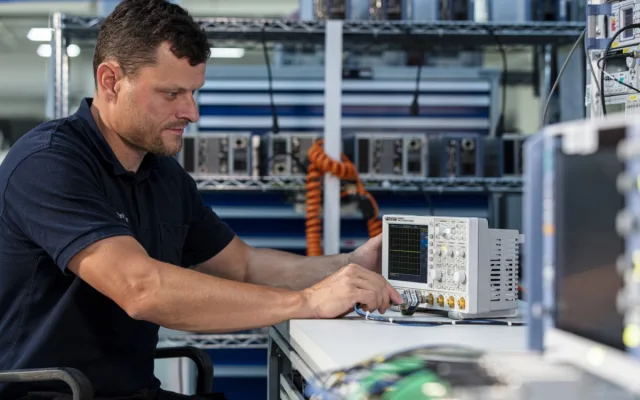 Zaměstnavatel, který si drží úroveň: Rohde &amp; Schwarz Vimperk opět mezi nejlepšími