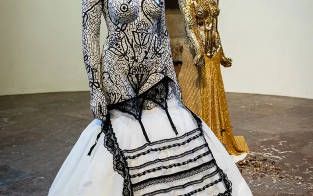 Strakonické muzeum otevírá letní výstavy malby a mozaiky