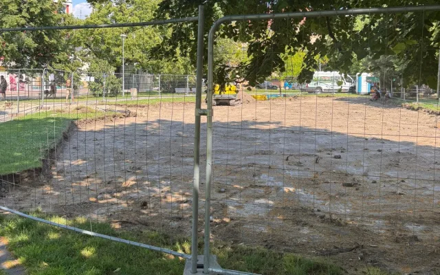 Na Palačáku roste nové dětské a workoutové hřiště. Hotové bude v létě