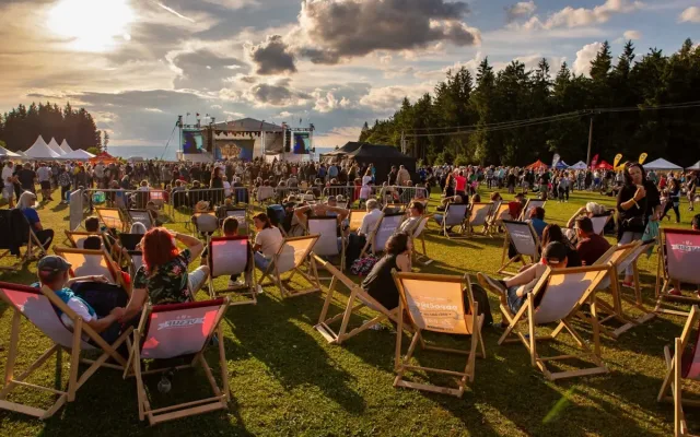 Festival Vesuf přináší léto plné hudby a zážitků s hvězdami rocku i popu