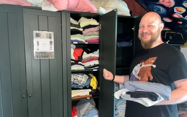 Darované oblečení pomáhá stovkám klientů PREVENTU 99