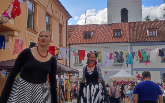FOTO: Ulice Budějc rozzářily barvy festivalu Město lidem, lidé městu