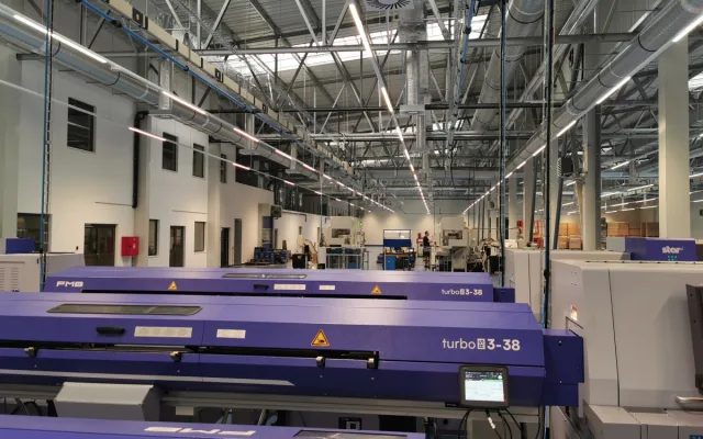 Banes spouští novou výrobní halu. Sází na moderní technologie a spokojené pracovníky