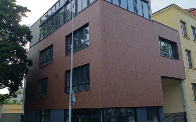 OKNOPLAST CB to je spojení inovace a tradice pro vaše okna