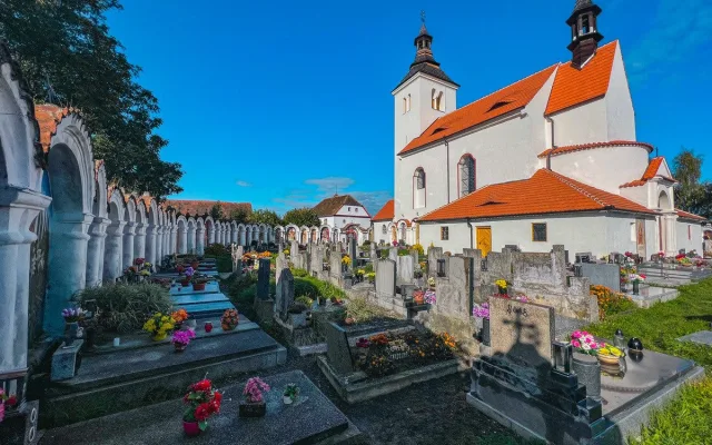 Užijte si podzim a temná místa v oblíbené destinaci