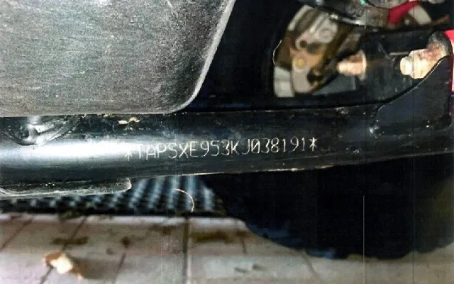 Policie pátrá po ukradené čtyřkolce. Škoda je téměř půl milionu