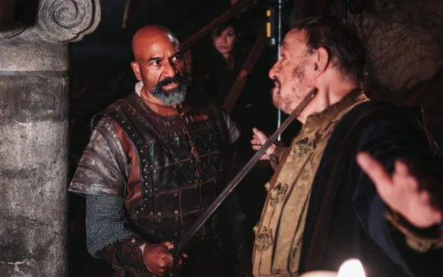 Herec John Rhys-Davies, představitel trpaslíka Gimliho, natáčel v Písku