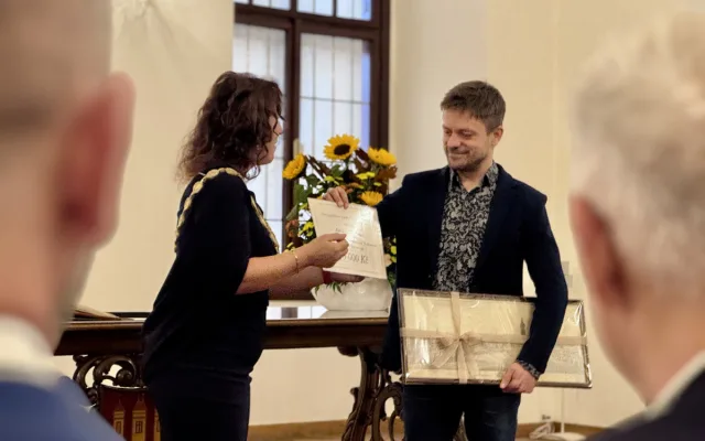Jiří Mádl převzal cenu města, v proslovu zavzpomínal na své dětství v Budějovicích