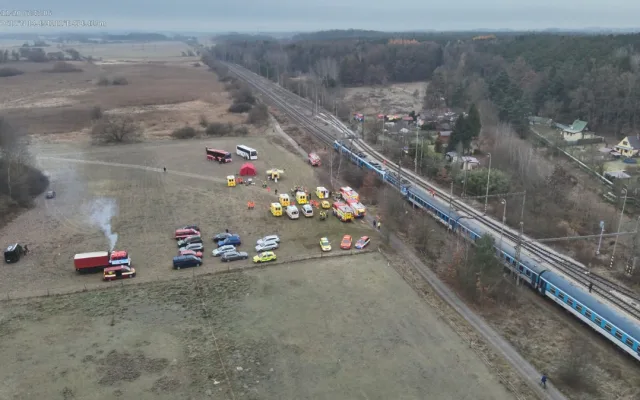U Zlivi se srazily dva vlaky. Na místě je přes 40 zraněných, dva těžce