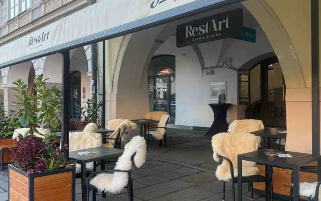 Nová bistro – kavárna v centru města přináší svěží koncept i umělecký dotek