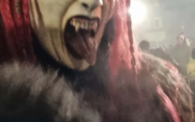 FOTO: Stovky krampusů v Budějcích. Podívejte se, jak vypadal pekelný průvod