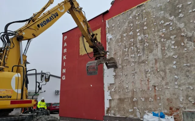 Demolice klubu Izabo pokračuje. Stavba severní spojky Budějcích se posouvá dál