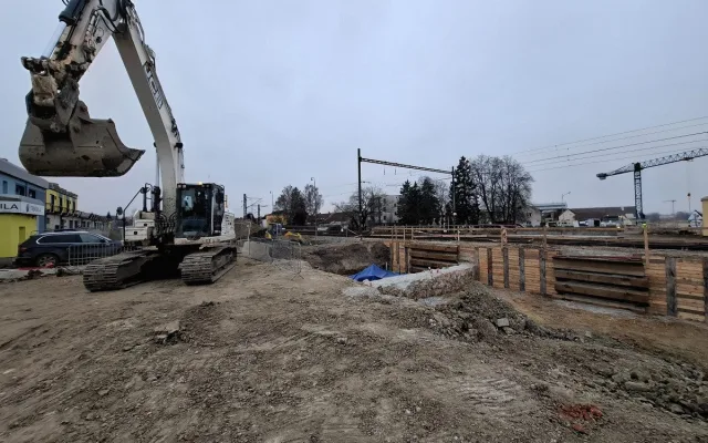 Demolice klubu Izabo pokračuje. Stavba severní spojky Budějcích se posouvá dál