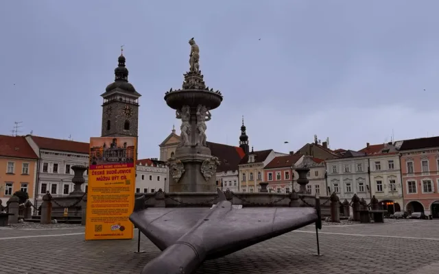 V Budějcích a Táboře přistály ruské drony. Varují před hrozbou války