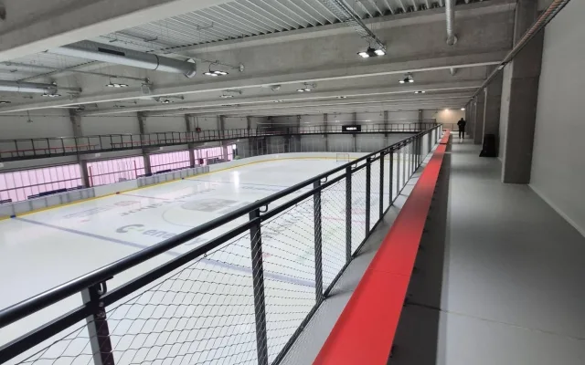 Nová ledová plocha v Táboře uleví přetíženému stadionu, stála 180 milionů korun