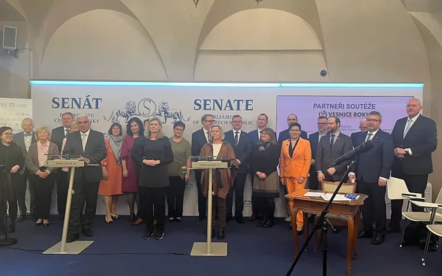 V Senátu odstartoval jubilejní ročník soutěže Vesnice roku