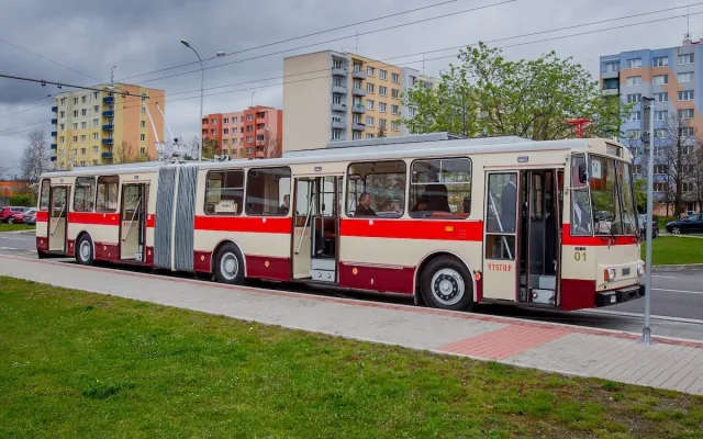 Budějce slaví 35 let trolejbusů, vyjedou vozy z 60. i 90. let