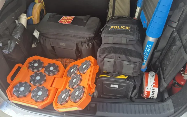 Budějovičtí policisté mají nové Kodiaqy, v kufru vozí žebřík i defibrilátor