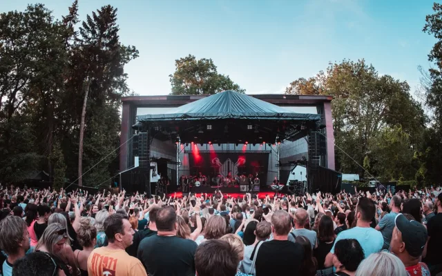 Týden v letňáku přiveze Lucii, Rybičky 48 i světový drum and bass