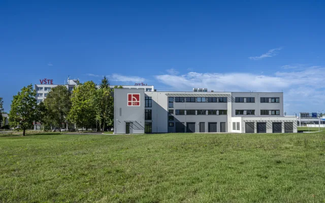 Gymnázium na Okružní otevírá druhé kolo přijímaček. Sází na studium bez kompromisů