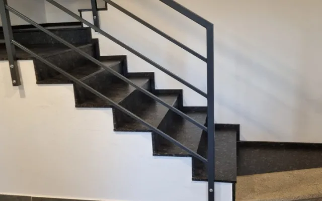 Kámen, tradice i moderní design. Rodinné kamenictví Jatvar hledá nové kolegy