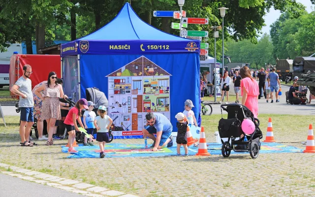 Moderní a historická vojenská technika obsadí budějcké Výstaviště