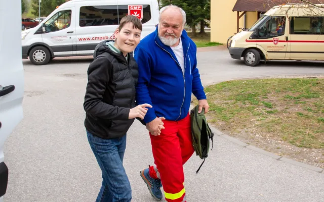 Doprovázení dětí do školských zařízení