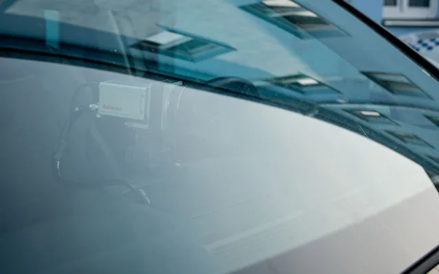 Budějovičtí strážníci mají nový mobilní radar, zaměří se na piráty silnic