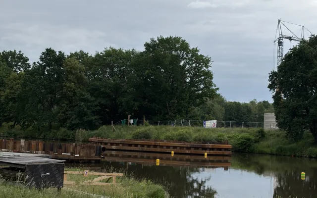 Cyklisty mezi Budějcemi a Hlubokou chrání nový tunel, brzy povede pod přemostěním