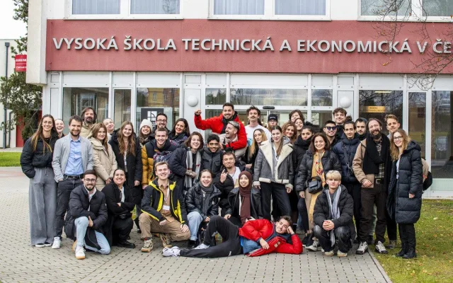 Na VŠTE nejste jen číslo. Studenti chválí praxi i komunitu