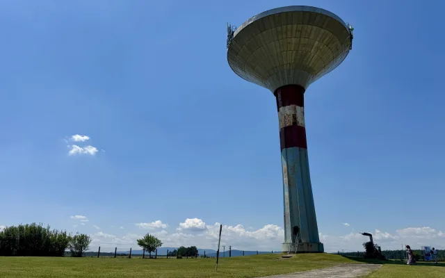 UFO nad Budějcemi se promění v rozhlednu. Ze starého vodojemu bude turistický cíl