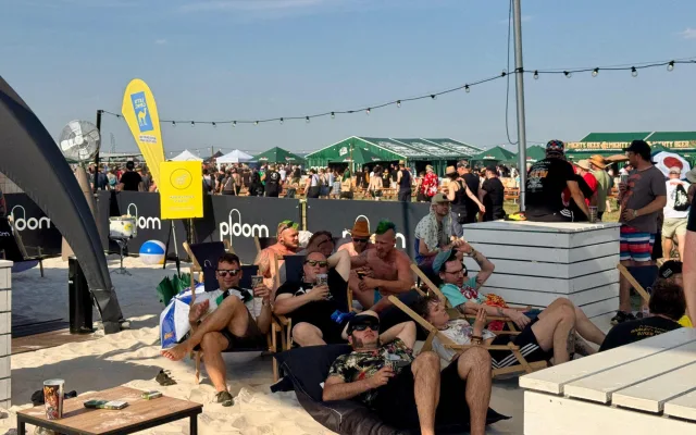 Hasiči, bazénky a chill zóny. Festival Mighty Sounds bojoval s úmorným vedrem