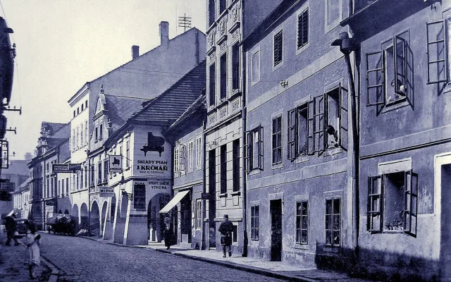 DRBNA HISTORIČKA: Plachého ulice pamatuje vepřové trhy i slavné podloubí